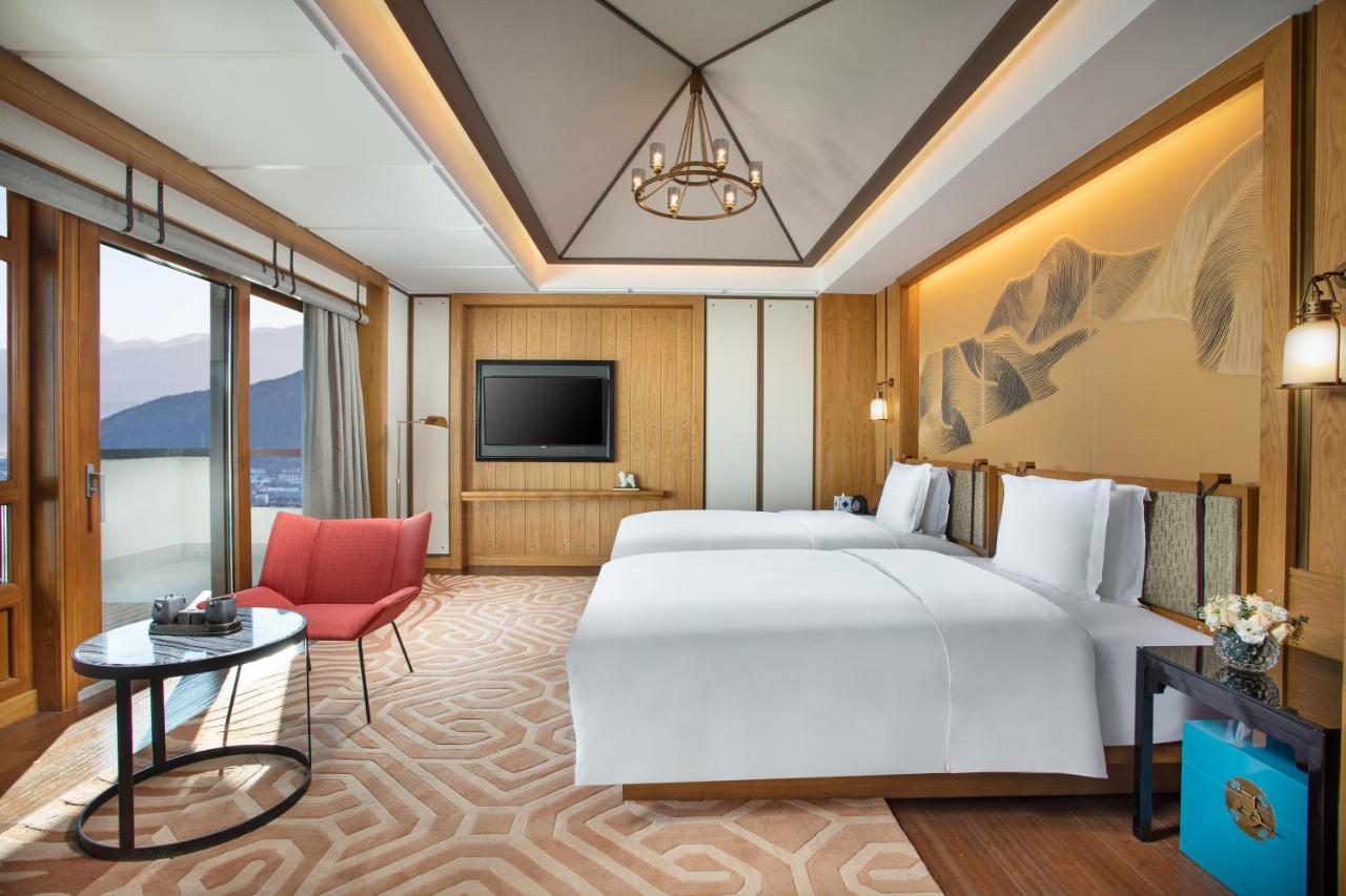 Hotel Indigo Diqing Moonlight City By Ihg Shangri-La Extérieur photo